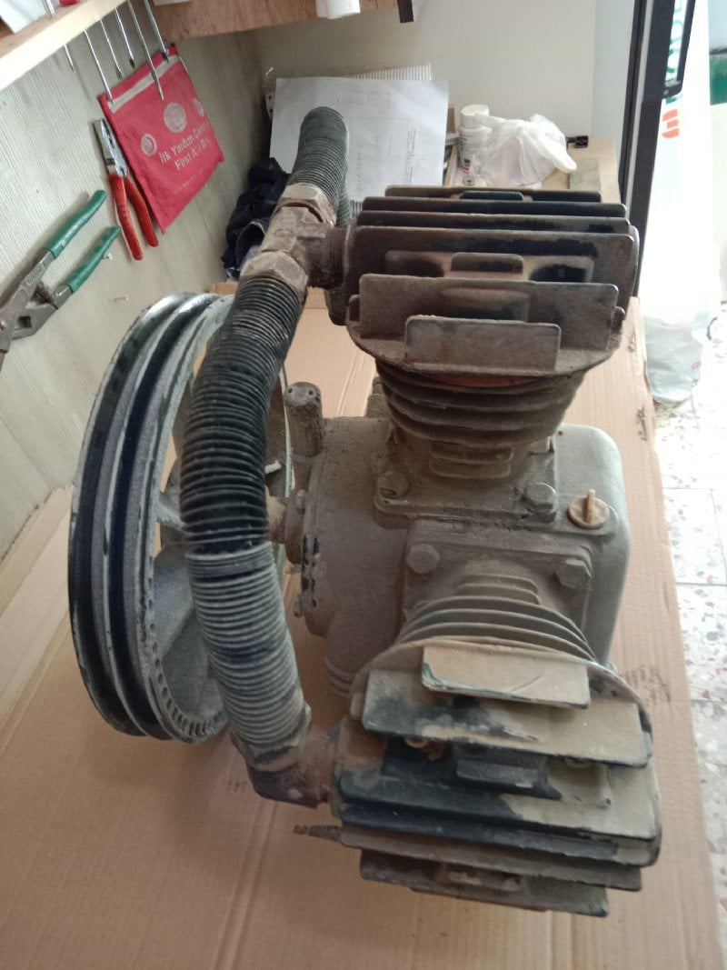 500 Lt. Pistonlu Hava Kompresör Revizyon İlk Hali | Tel: 0(546) 452 27 46 Kompresör Tamir Bakım Servisi Pendik Tuzla AY Makina Otomasyon