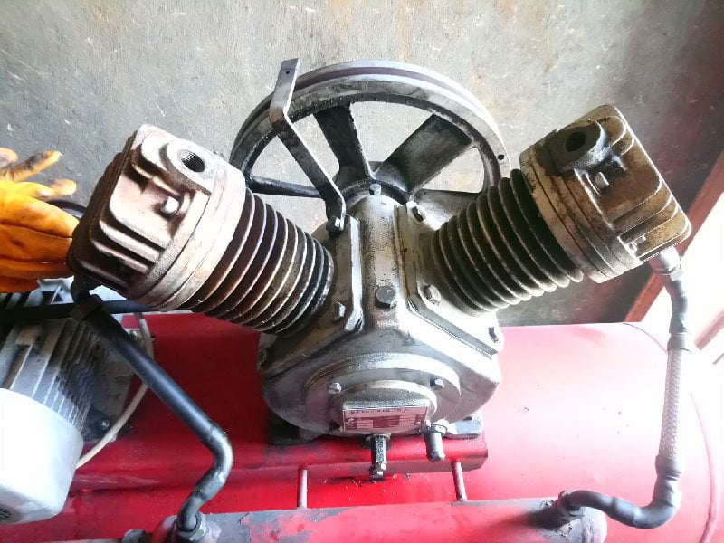 Pistonlu Hava Kompresörü Kafa Montajı | Tel: 0(546) 452 27 46 Kompresör Tamir Bakım Servisi Pendik Tuzla AY Makina Otomasyon